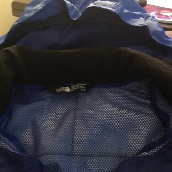 Boys north face light weight, gently used size 7-8 - Picture 4 of 8
